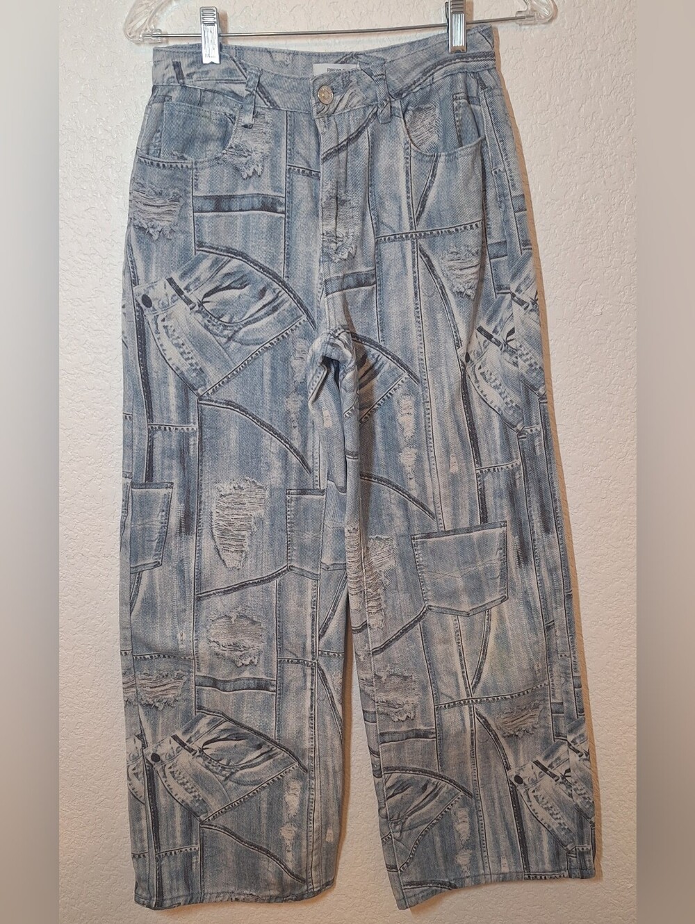 Forever 21 Premium Patchwork Distressed Wide Leg Jeans Sz 26